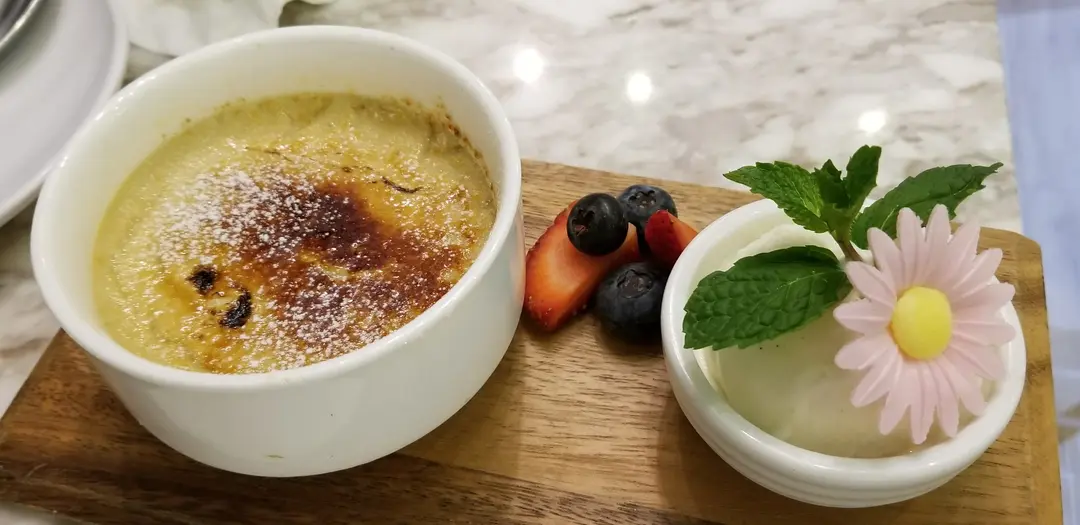 pudding和brulee的区别 brooded和pondered区别 